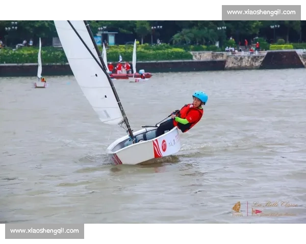 800 少年逐浪赛场：航模里的海洋梦