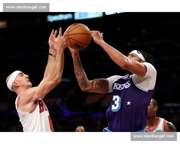 公牛强势对决湖人豪门宿命之战点燃全场焦点之夜篮球盛宴再掀高潮